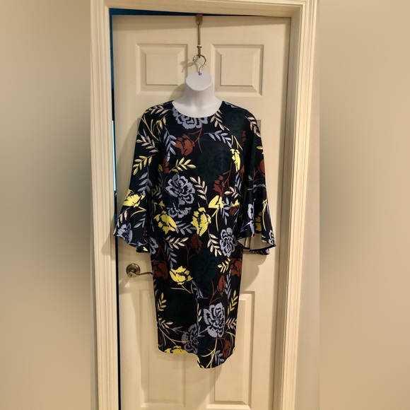 Eloquii dress with bell sleeves, size 16 - Picture 1 of 8